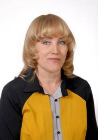 Лозова